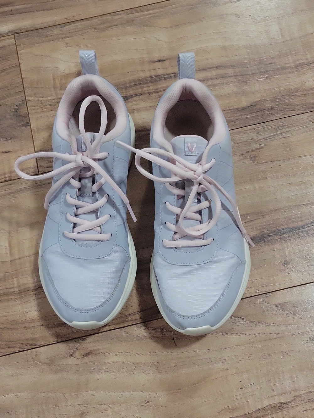 Kiara Vionic Pastel Blue Athletic Sneakers with Light Pink Accents